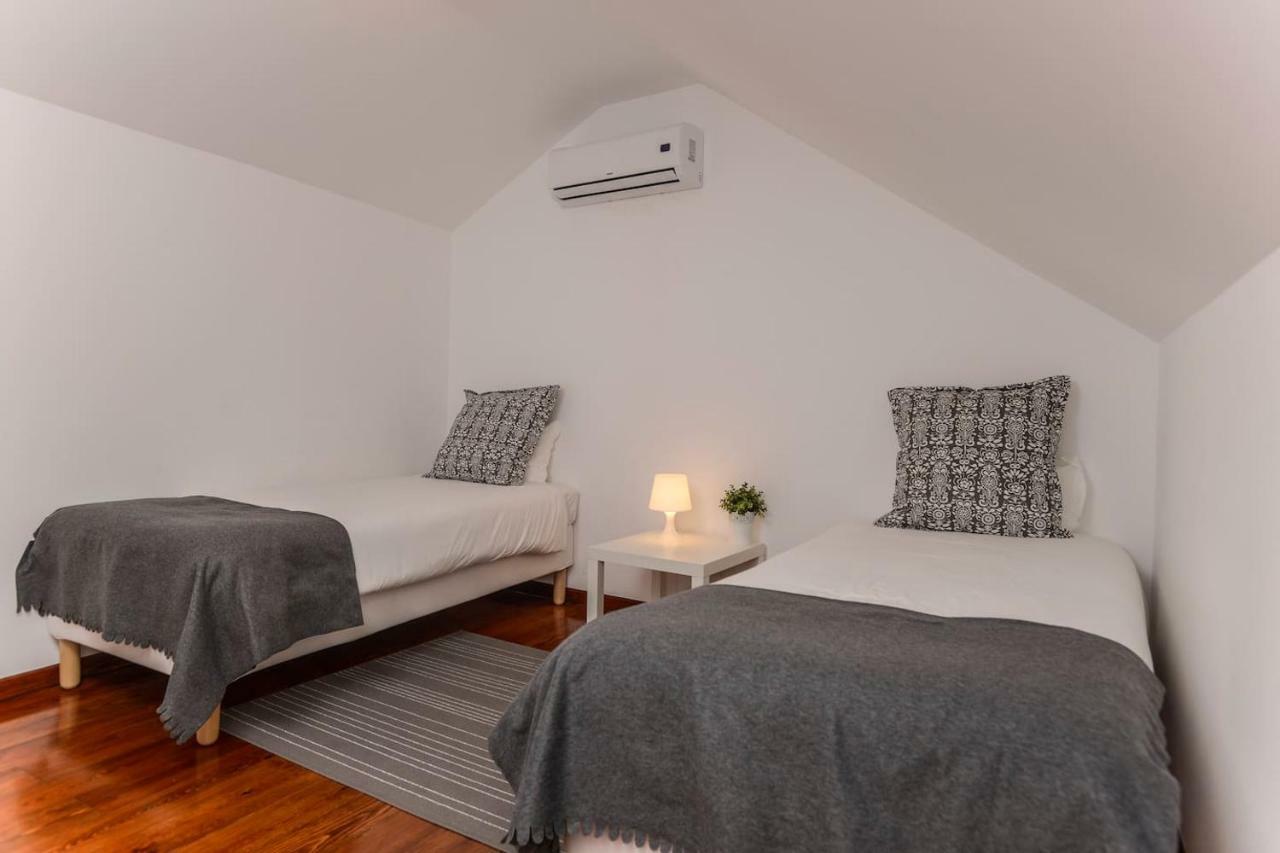 Ferienwohnung Seaside Family Townhouse - 100M From The Sea! Cascais Exterior foto